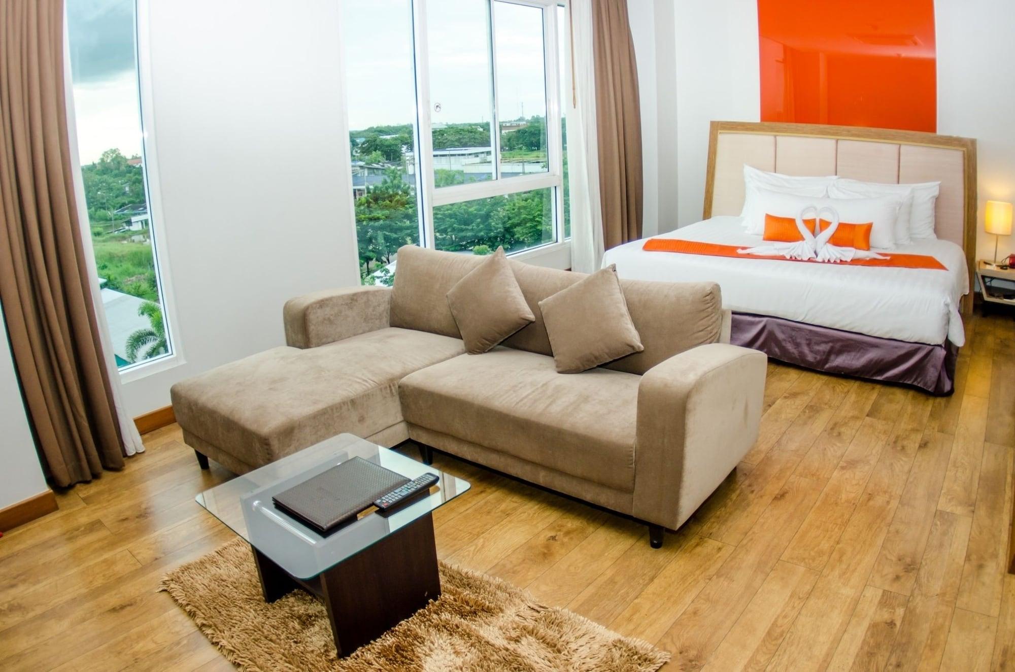 Prajaktra Design Hotel Udon Thani Bagian luar foto