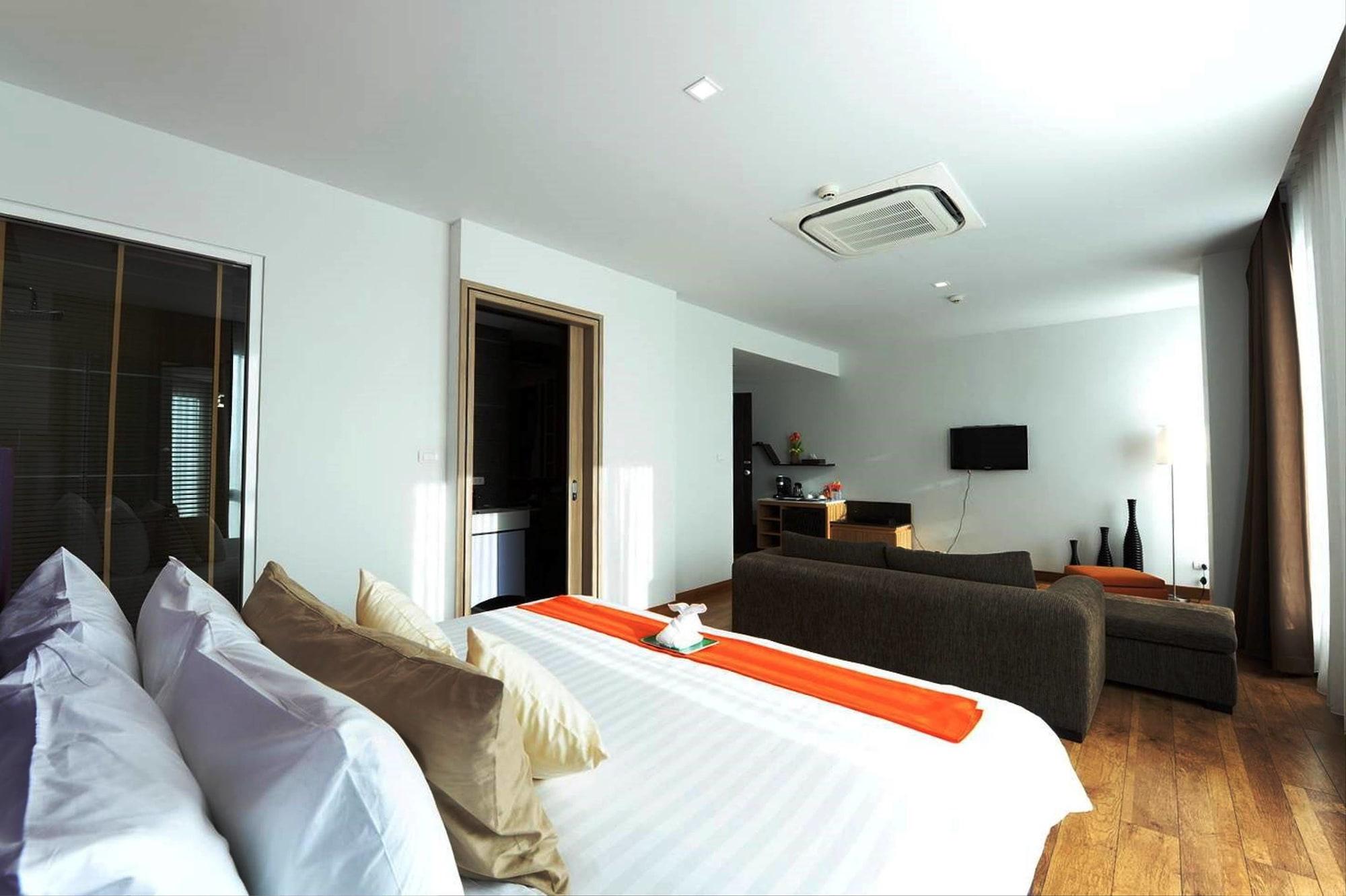 Prajaktra Design Hotel Udon Thani Bagian luar foto