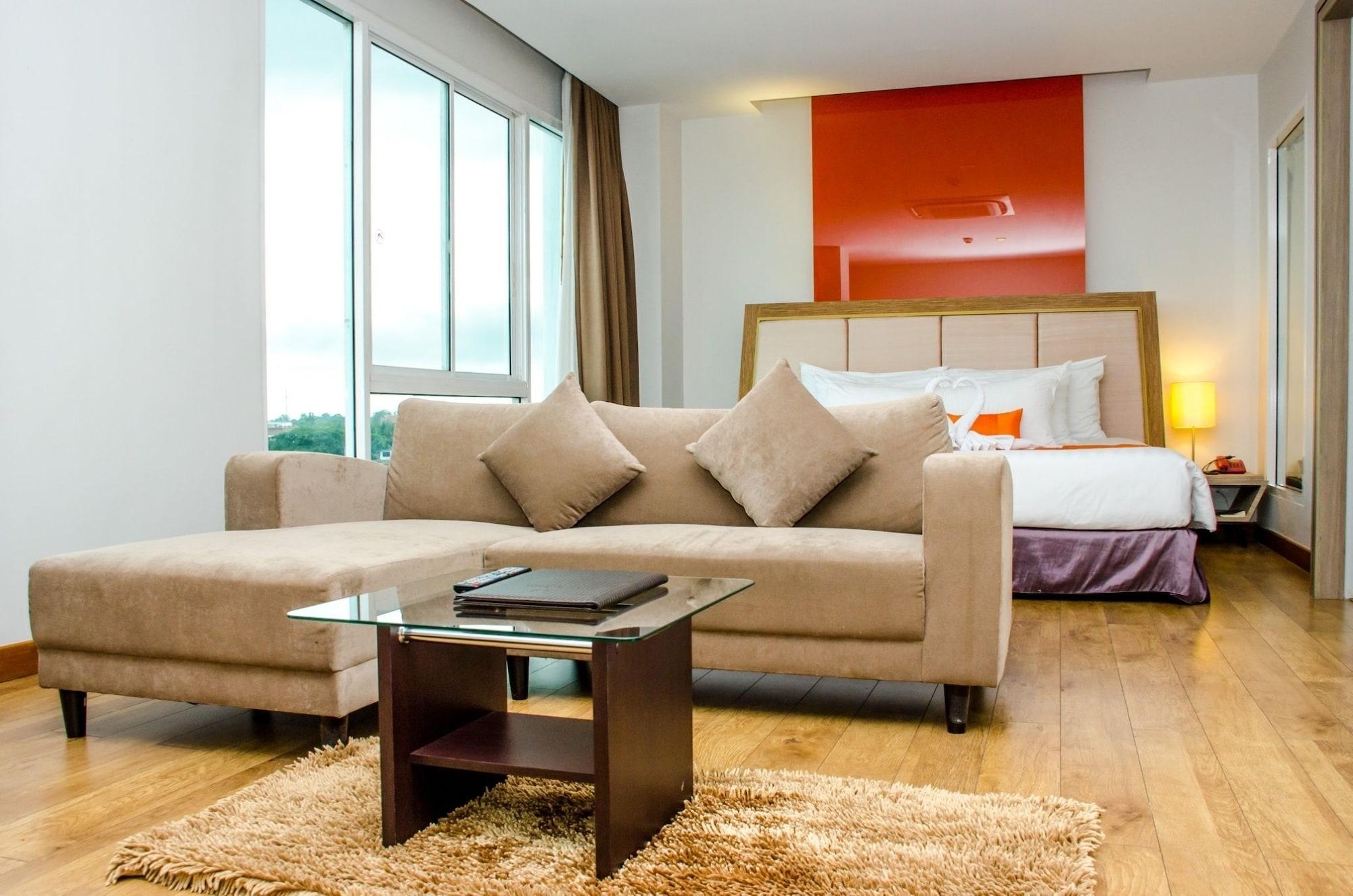 Prajaktra Design Hotel Udon Thani Bagian luar foto