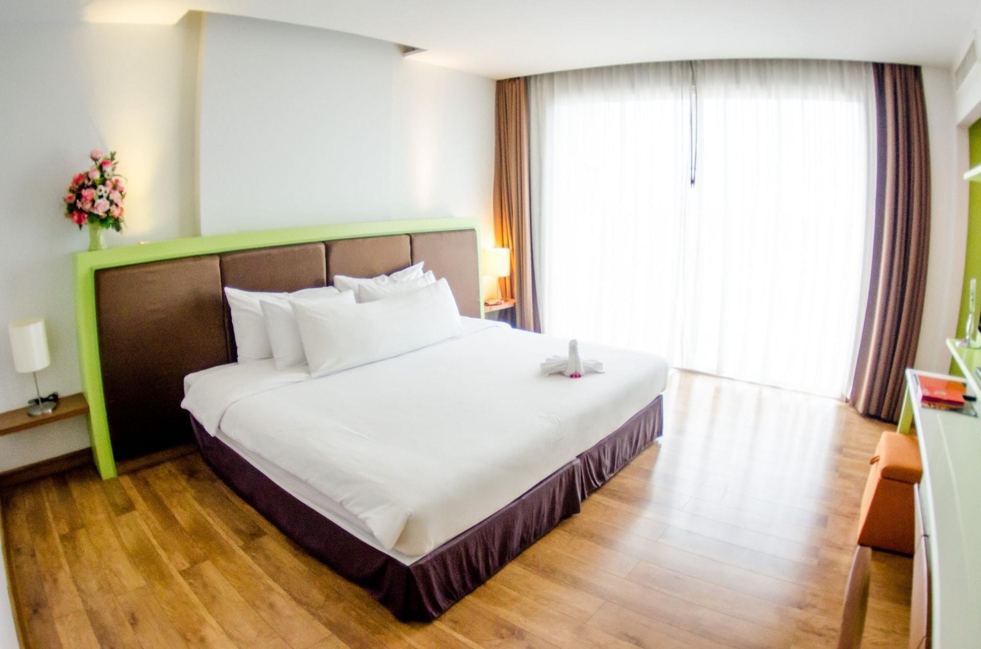 Prajaktra Design Hotel Udon Thani Bagian luar foto
