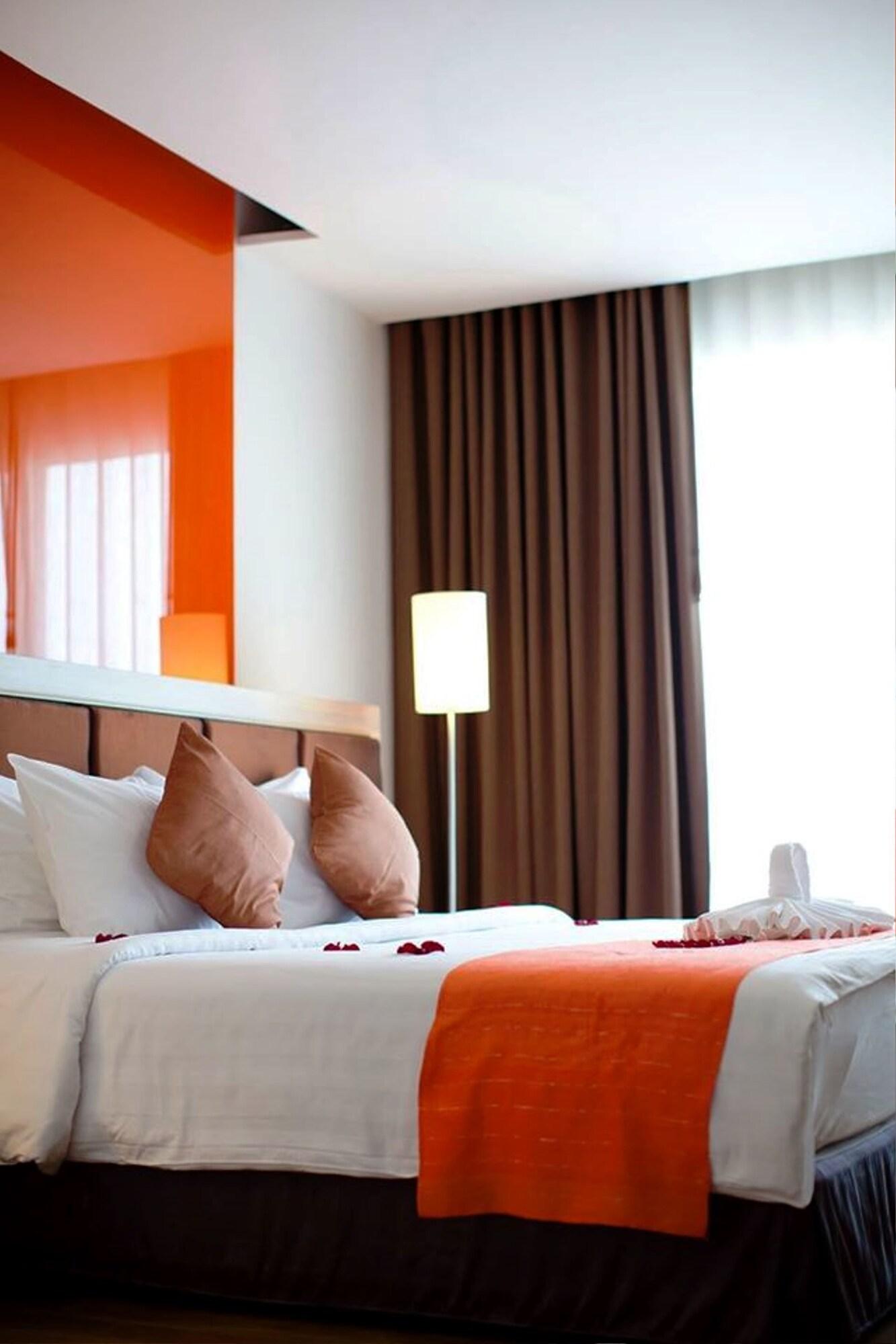 Prajaktra Design Hotel Udon Thani Bagian luar foto