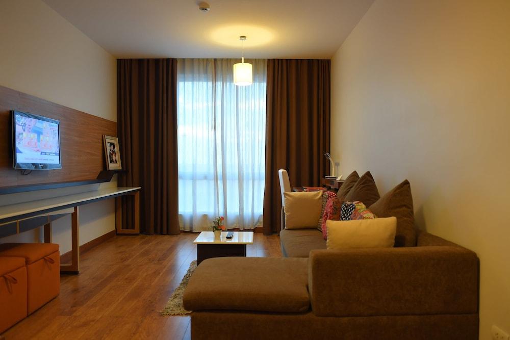 Prajaktra Design Hotel Udon Thani Bagian luar foto