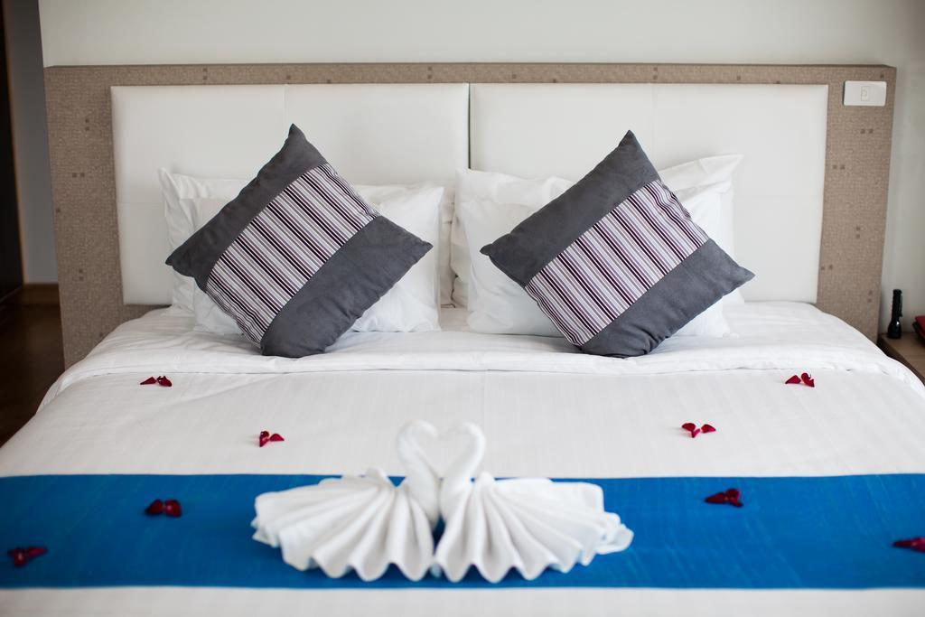 Prajaktra Design Hotel Udon Thani Bagian luar foto
