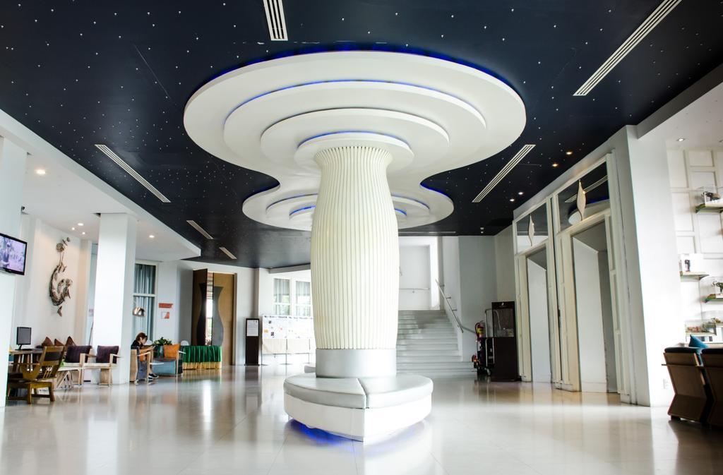 Prajaktra Design Hotel Udon Thani Bagian luar foto